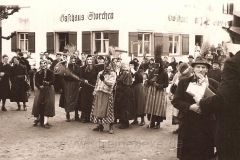 1954