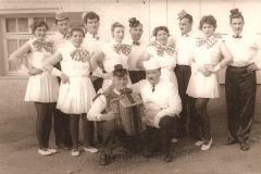 1957 (4)
