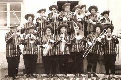 1958 (03)