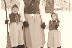 1969 (4)