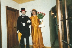 1988 (10)