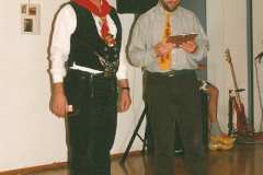 1999 (36)