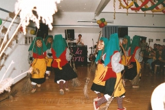 1999 (38)