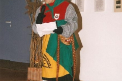 1999 (42)