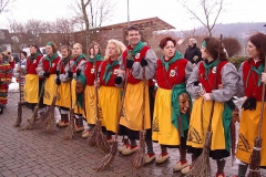 2005-02-03 Narrenbaumstellen (3)