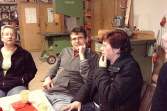 2010-01-02 Besen binden (3)
